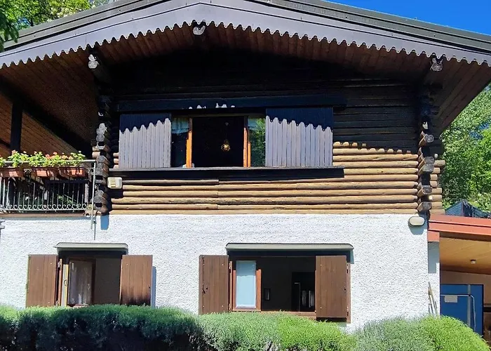 - Ampio Giardino Fino A 5 Persone Horská chata *